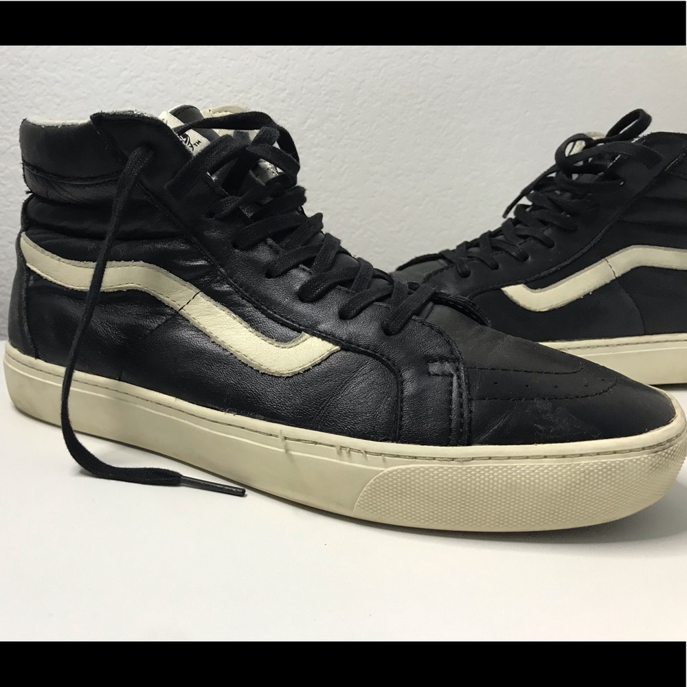 Vans Black Leather Sk8-Hi Reissue VLT LX Sneakers, Men’s Size 10.5